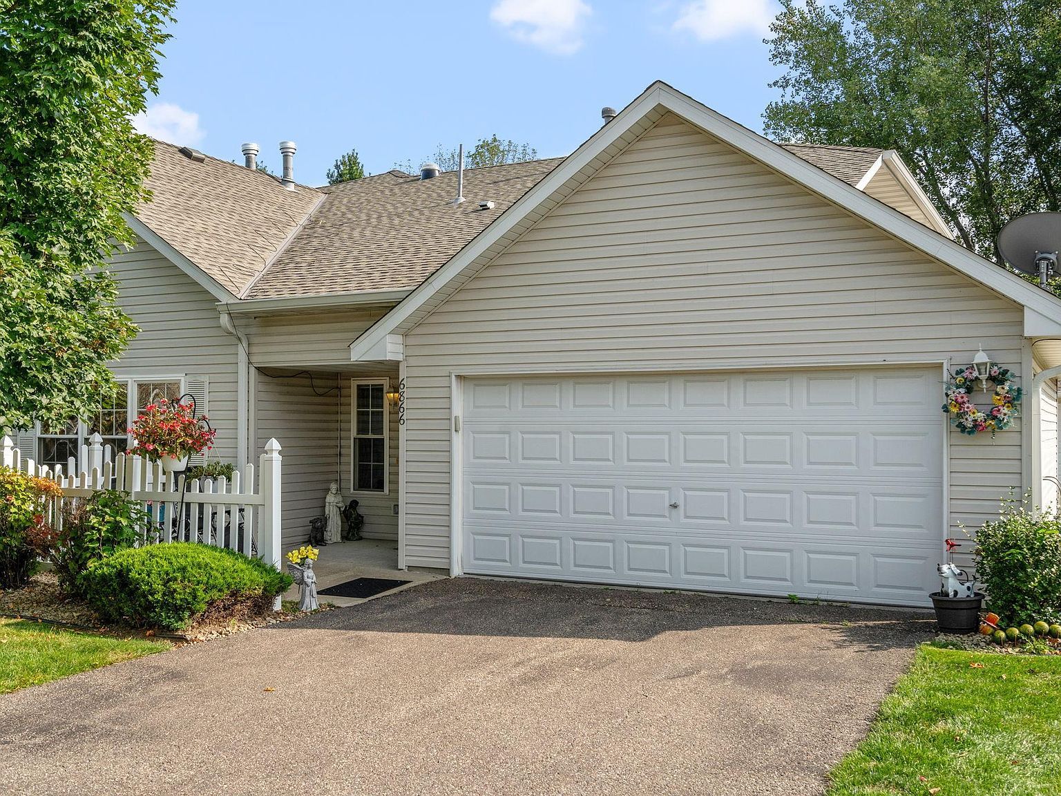 6866 Blackhawk Trl #12 Inver Grove Heights, MN 55077 - Thumbnail 3