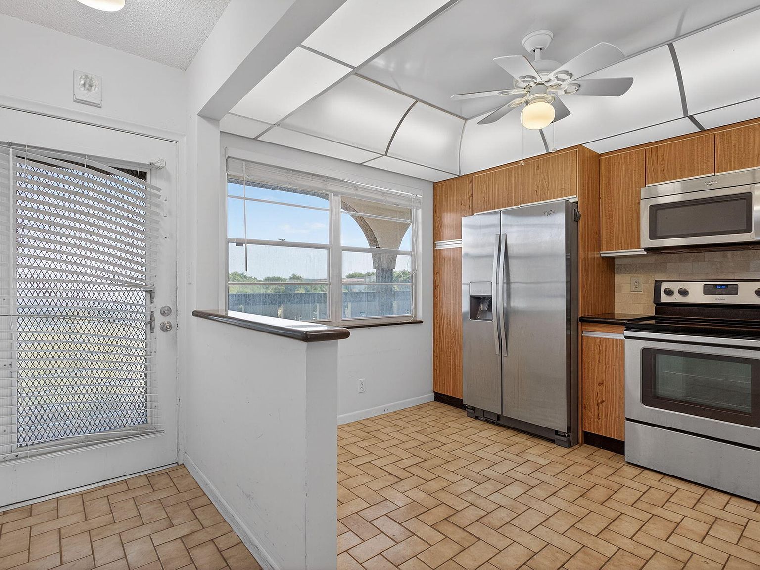 3203 Portofino Point APT L4 Coconut Creek, FL 33066 - Thumbnail 3