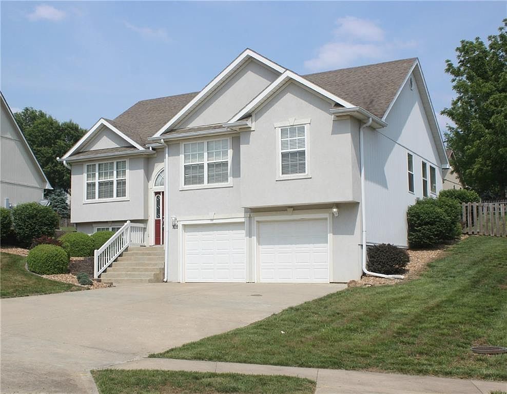 109 Deerfield Dr Warrensburg, MO 64093 - Thumbnail 3