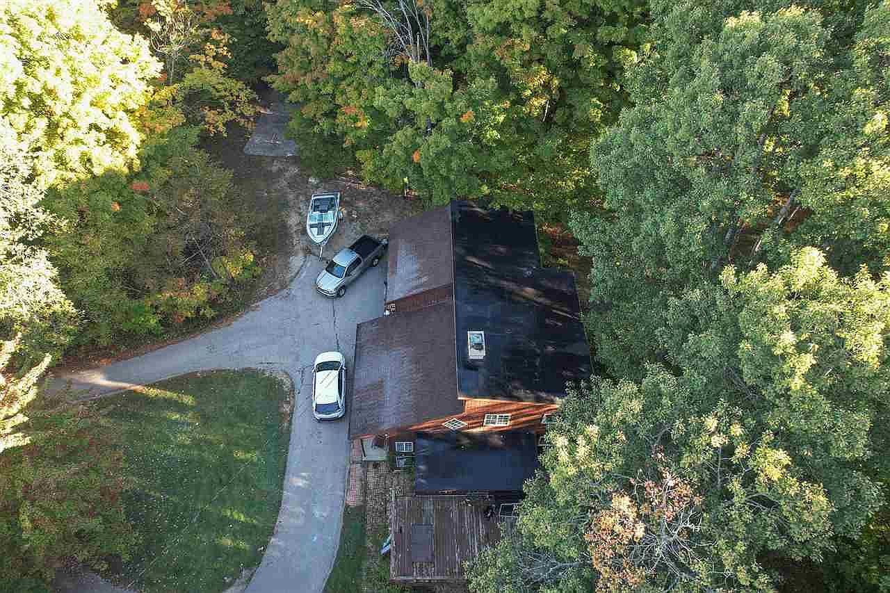 2316 Pleasant Valley Rd Boyne City, MI 49712 - Thumbnail 3