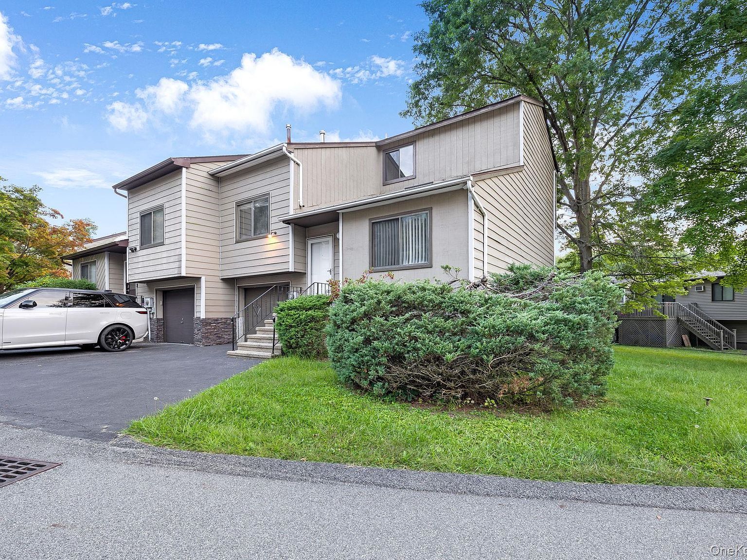 9 Spruce Ct Fishkill, NY 12524 - Thumbnail 3