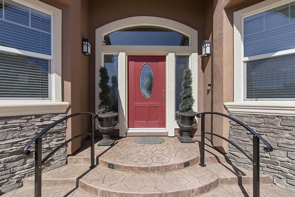 1130 Sonnys Way Hollister, CA 95023 - Thumbnail 3