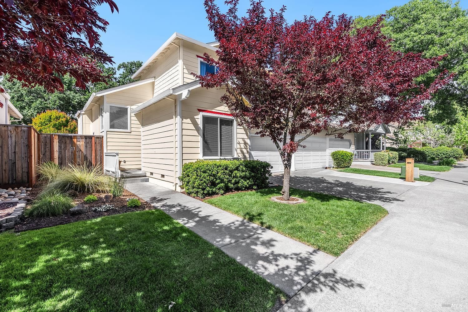 1295 Peterson Ln Santa Rosa, CA 95403 - Thumbnail 3