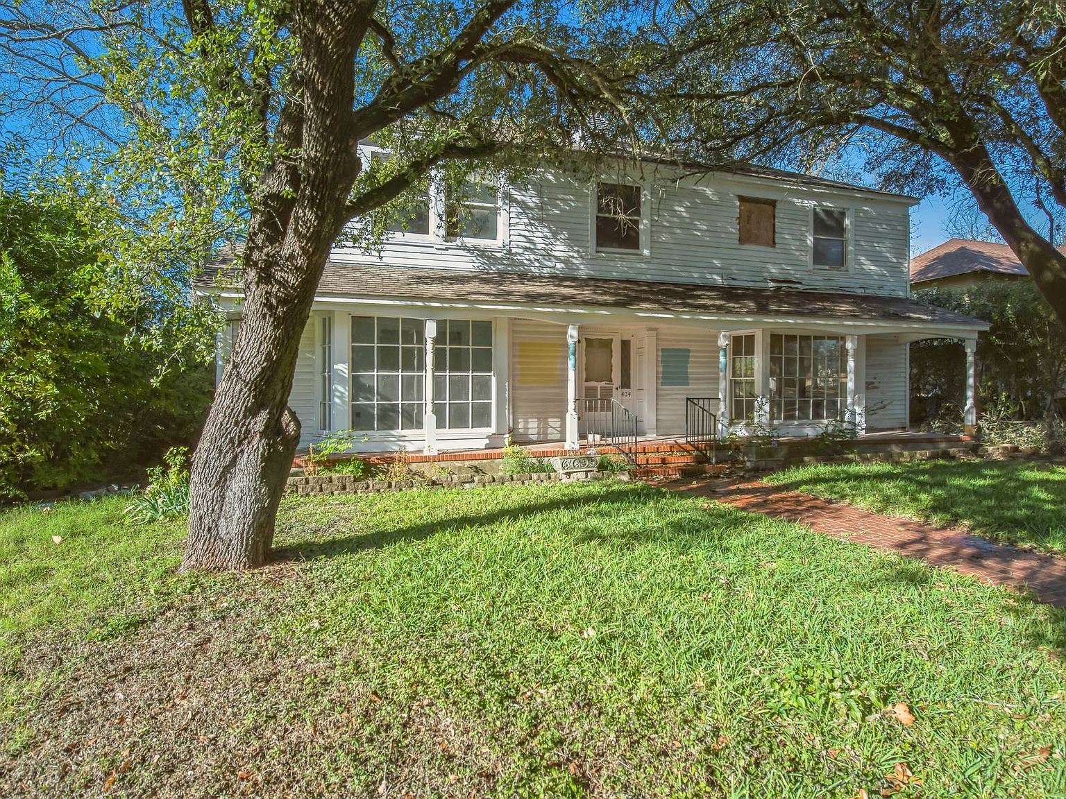 404 Forrest Ave Cleburne, TX 76033 - Thumbnail 3