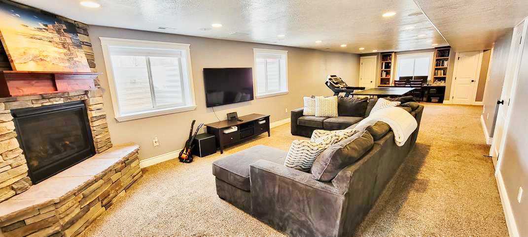 557 East Ridgeline Drive, Morgan, UT, USA, 84050 - Thumbnail 3