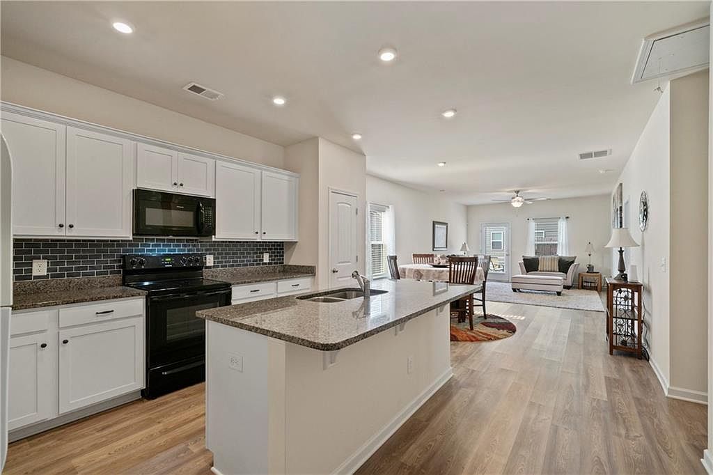 12 Applewood Dr NE Rome, GA 30165 - Thumbnail 3