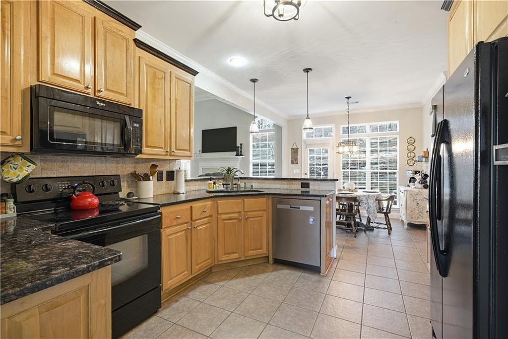 15 Isabella Ct NE Cartersville, GA 30121 - Thumbnail 3