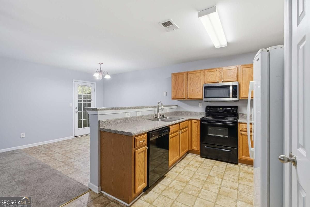 111 Princeton Ave Adairsville, GA 30103 - Thumbnail 3
