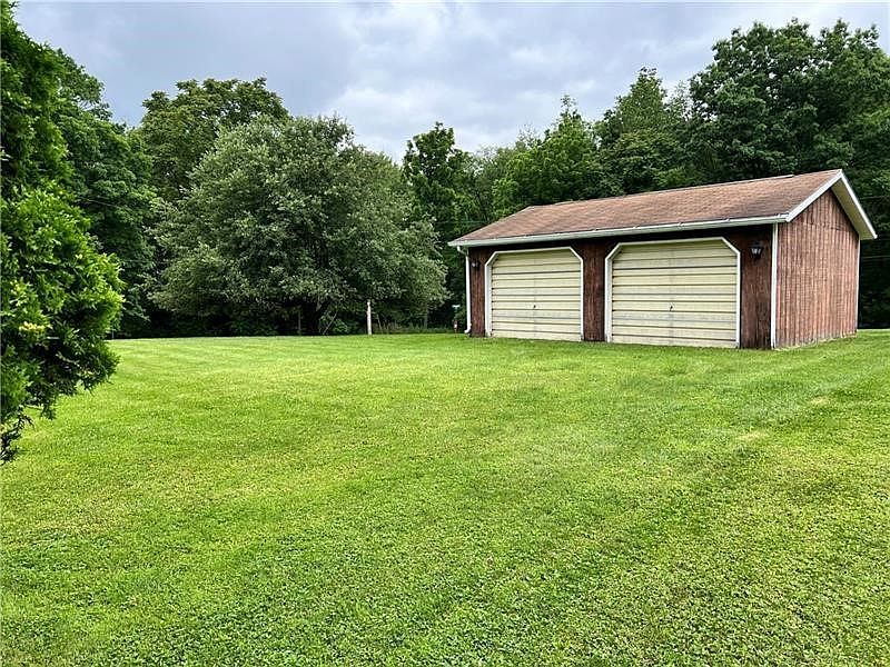 13 Progress St Greenville, PA 16125 - Thumbnail 3