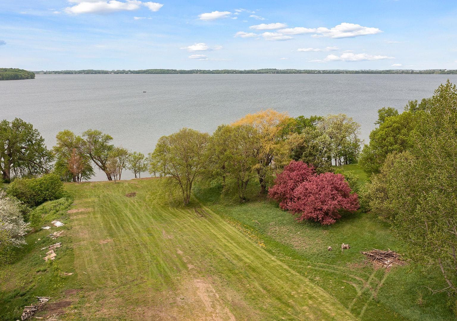 7860 Laketown Pkwy Waconia, MN 55387 - Thumbnail 3