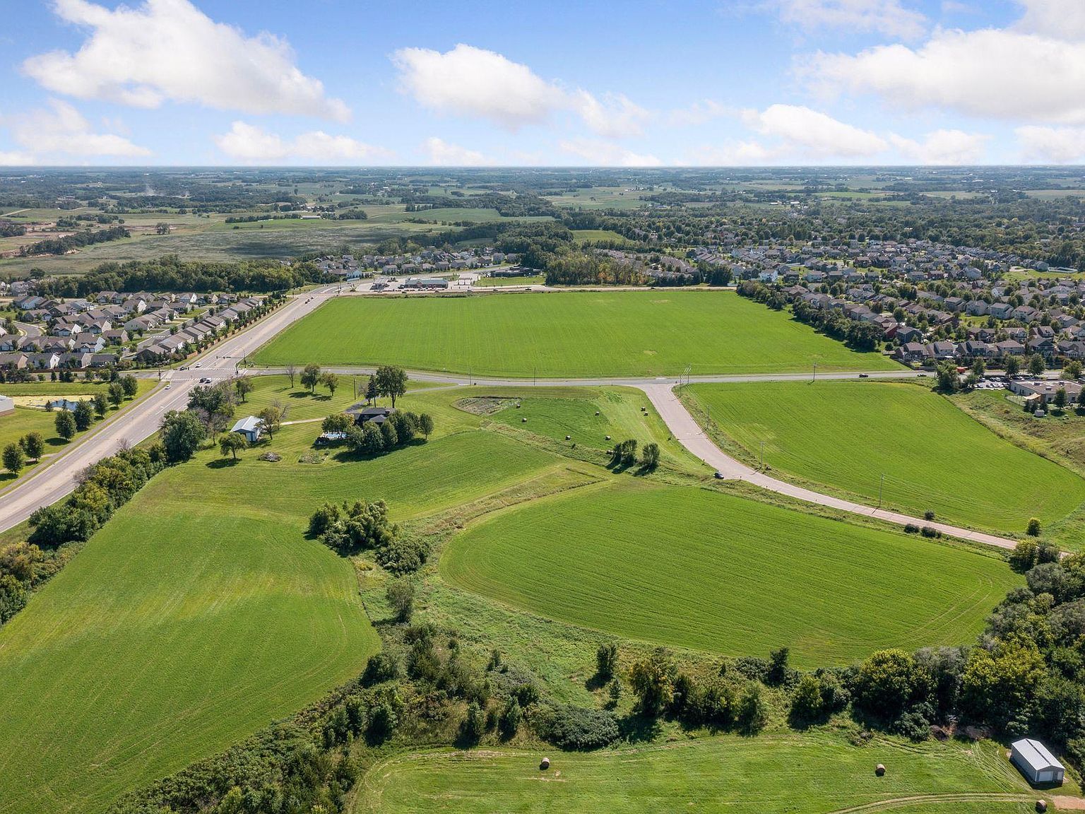 700 10th St E Waconia, MN 55387 - Thumbnail 3