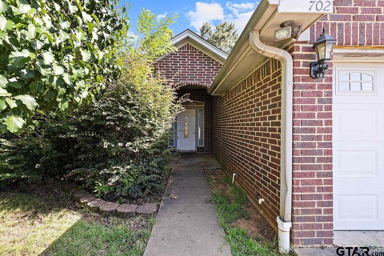 702 Cheryl St Longview, TX 75604 - Thumbnail 3