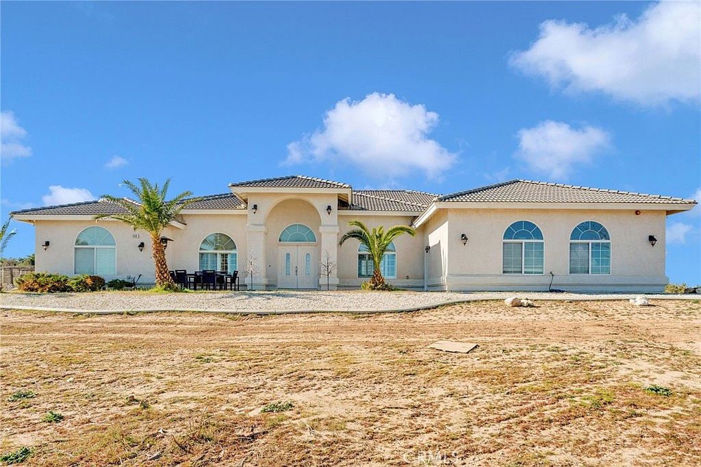 6086 Pythagoras Rd Oak Hills, CA 92344 - Thumbnail 3