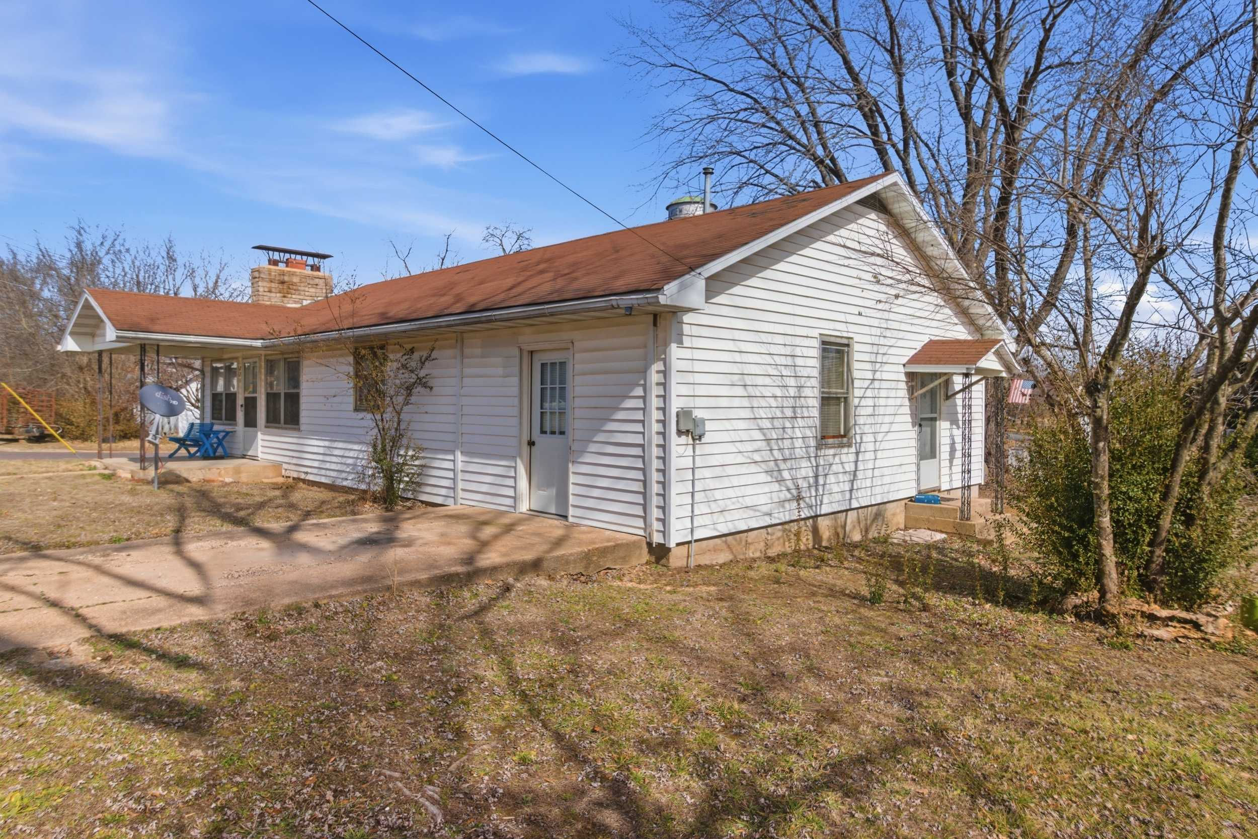 225 N Pine St, Mountain View, MO, USA, 65548 - Thumbnail 3