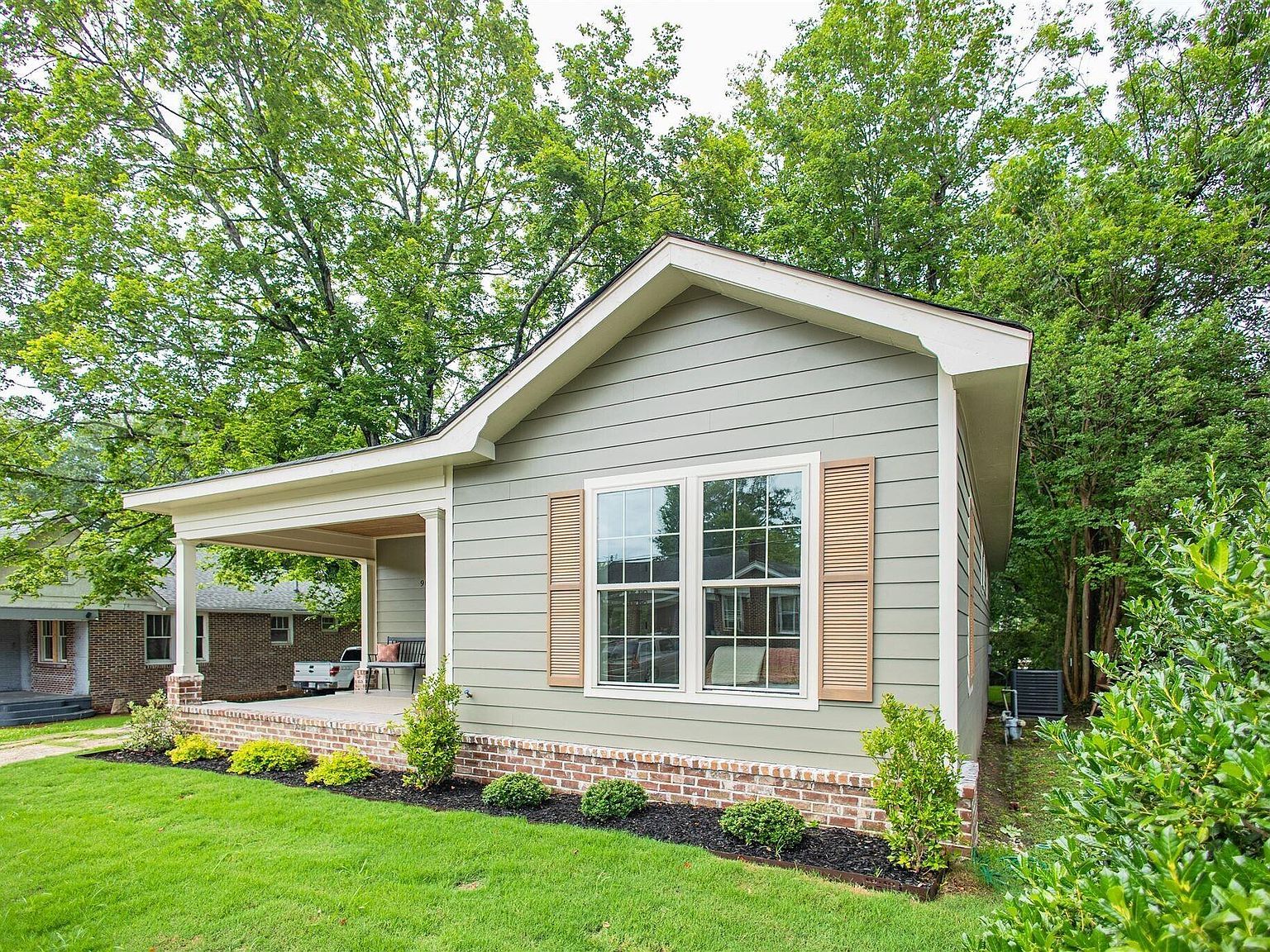 909 E Linden St Corinth, MS 38834 - Thumbnail 3