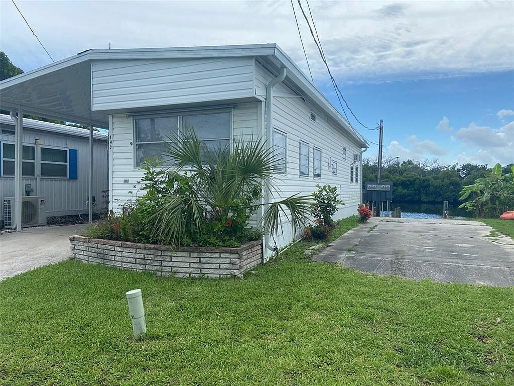 192 Jet Dr Palmetto, FL 34221 - Thumbnail 3