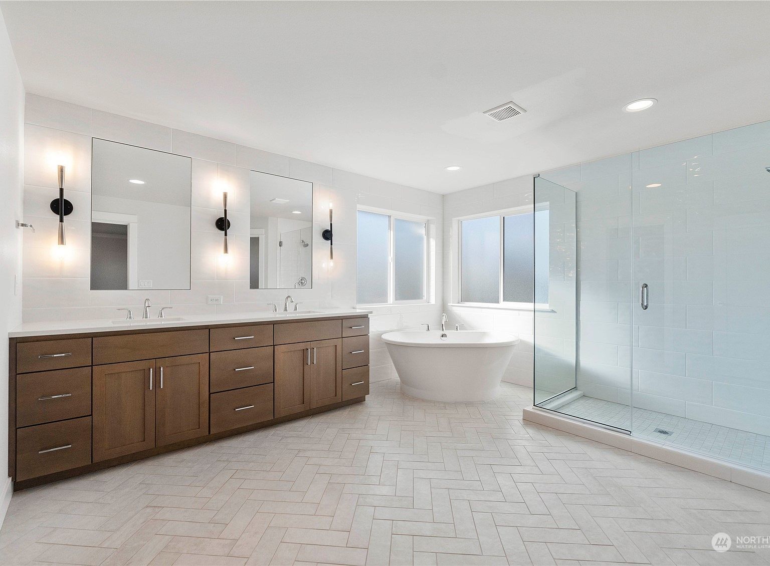 22950 SE Evergreen St Black Diamond, WA 98010 - Thumbnail 3