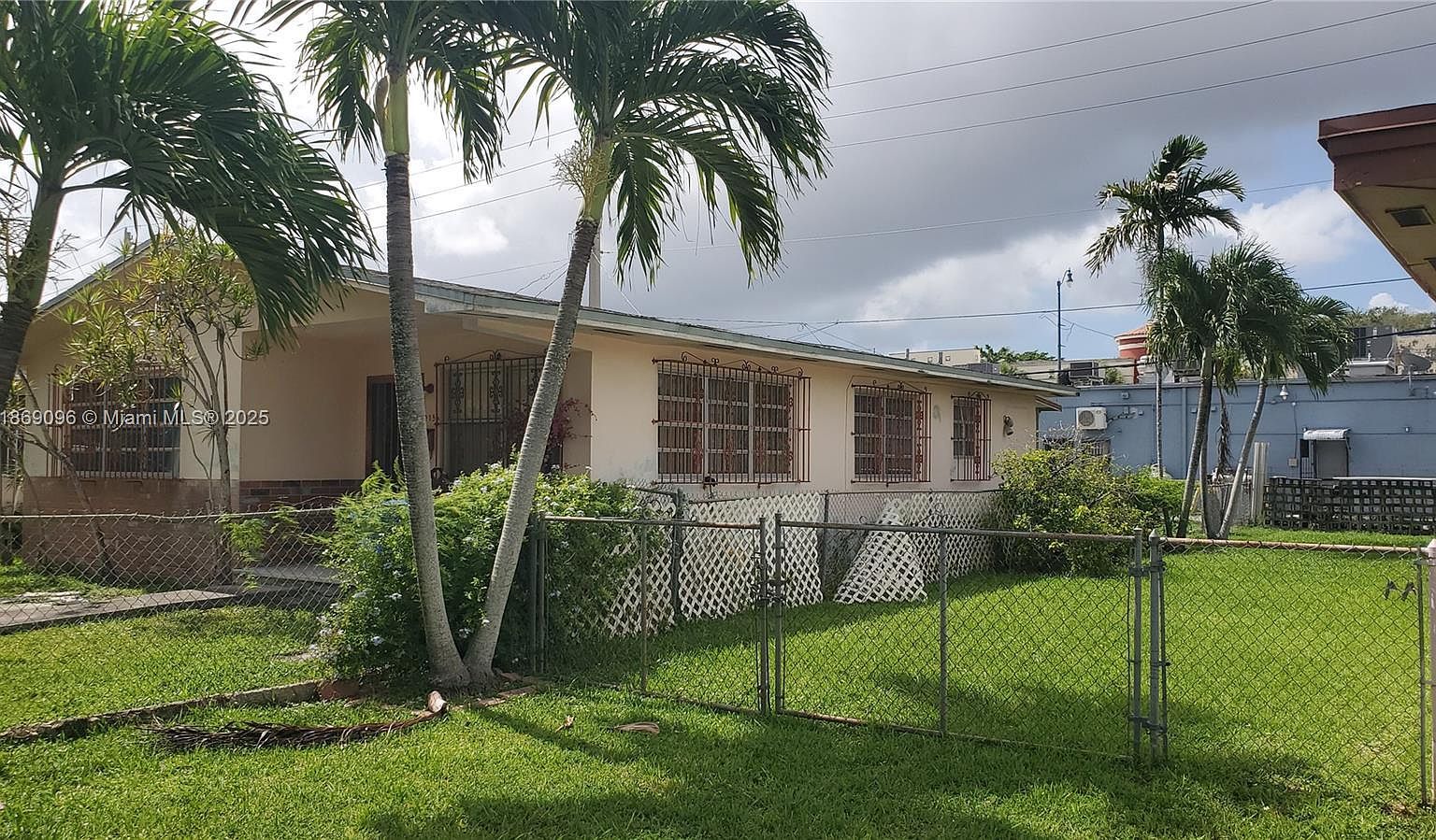 4756 SW 7th St Miami, FL 33134 - Thumbnail 3