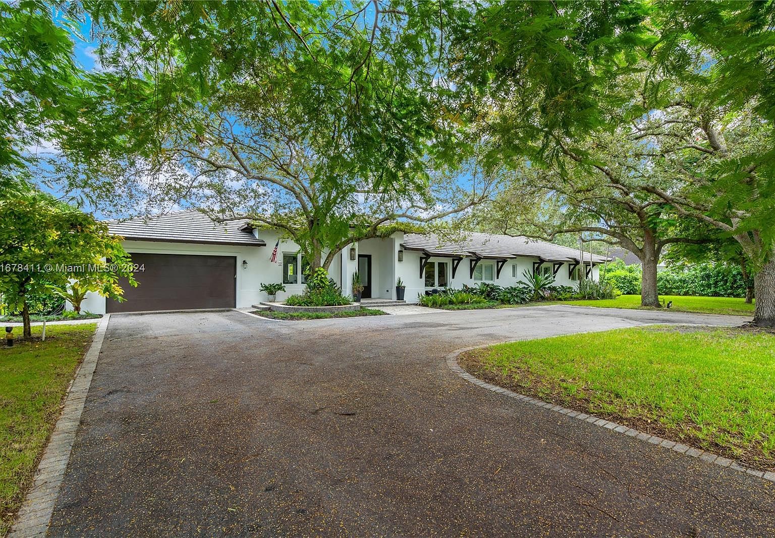 11835 SW 91st Ave Miami, FL 33176 - Thumbnail 3