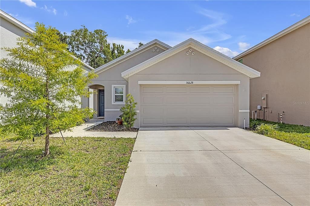 36628 Spanish Rose Dr Dade City, FL 33525 - Thumbnail 3