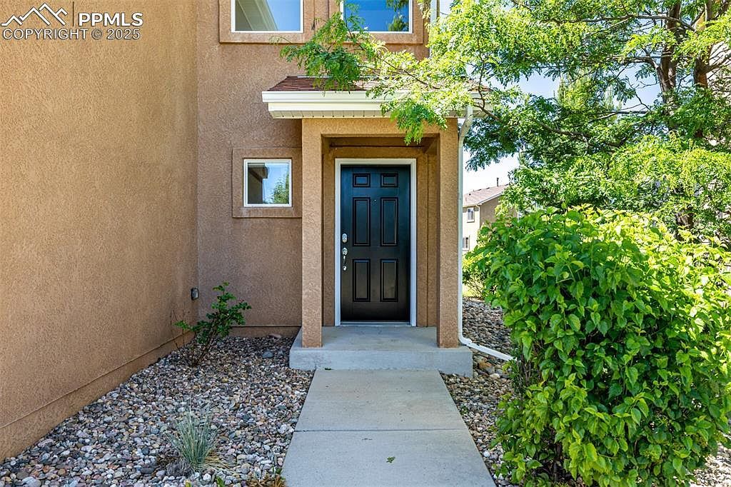 5718 Badenoch Ter Colorado Springs, CO 80923 - Thumbnail 3