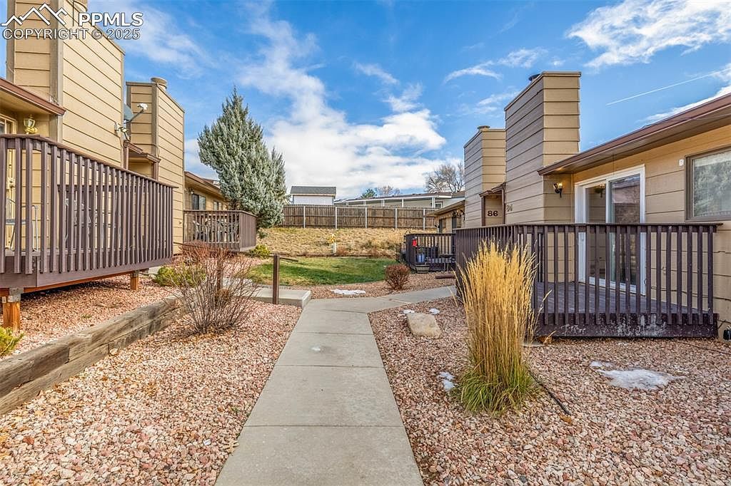 84 Stovel Cir Colorado Springs, CO 80916 - Thumbnail 3