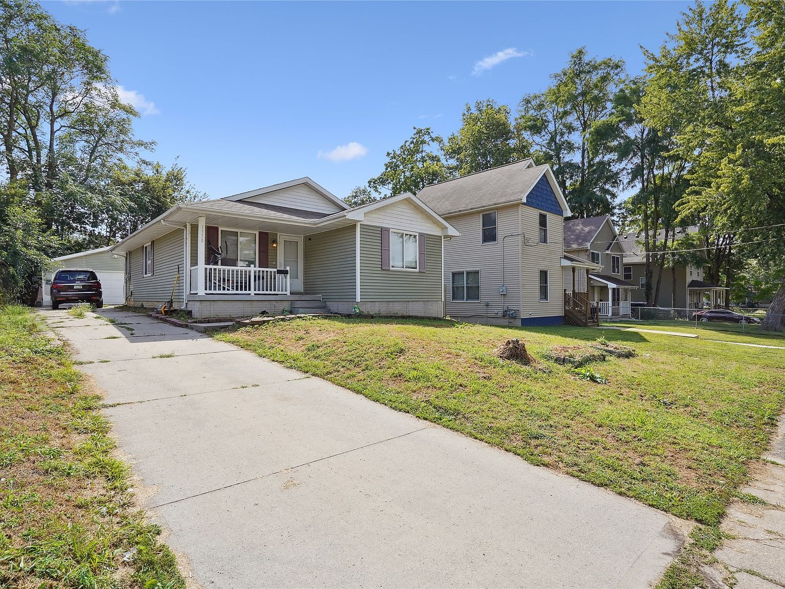 1330 Clark St Des Moines, IA 50314 - Thumbnail 3