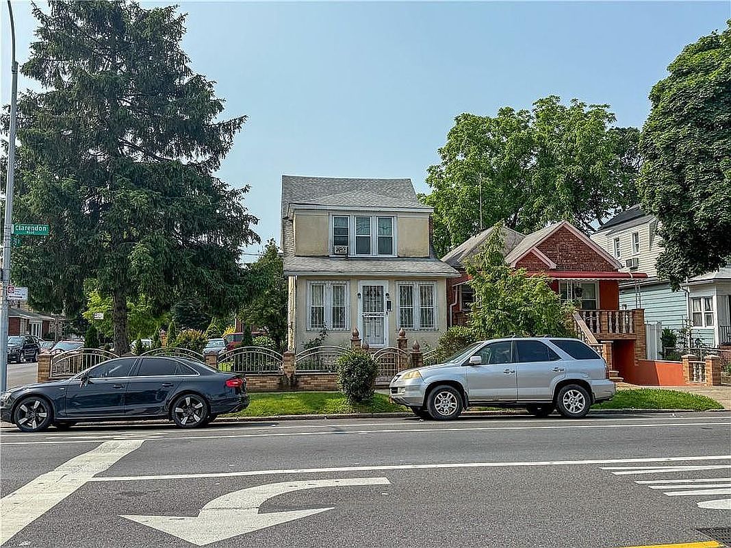 3820 Clarendon Rd Brooklyn, NY 11203 - Thumbnail 3
