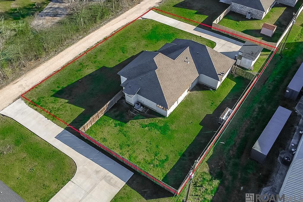 1522 Lamotte Ln Port Allen, LA 70767 - Thumbnail 3