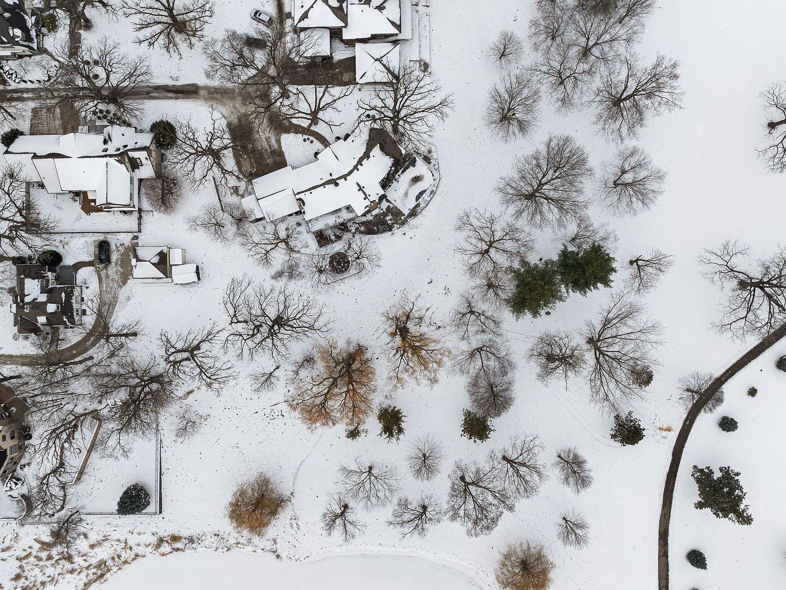 701 4th St SW Austin, MN 55912 - Thumbnail 3