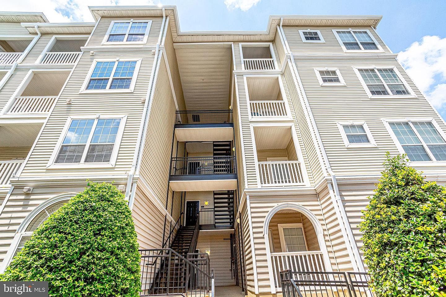 4560 Strutfield Ln APT 1110 Alexandria, VA 22311 - Thumbnail 3