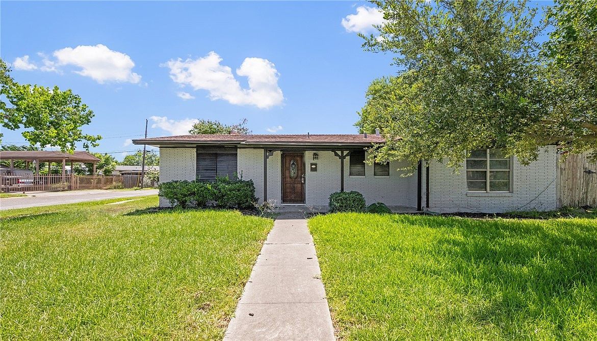 1102 Bradshaw Dr Corpus Christi, TX 78412 - Thumbnail 3