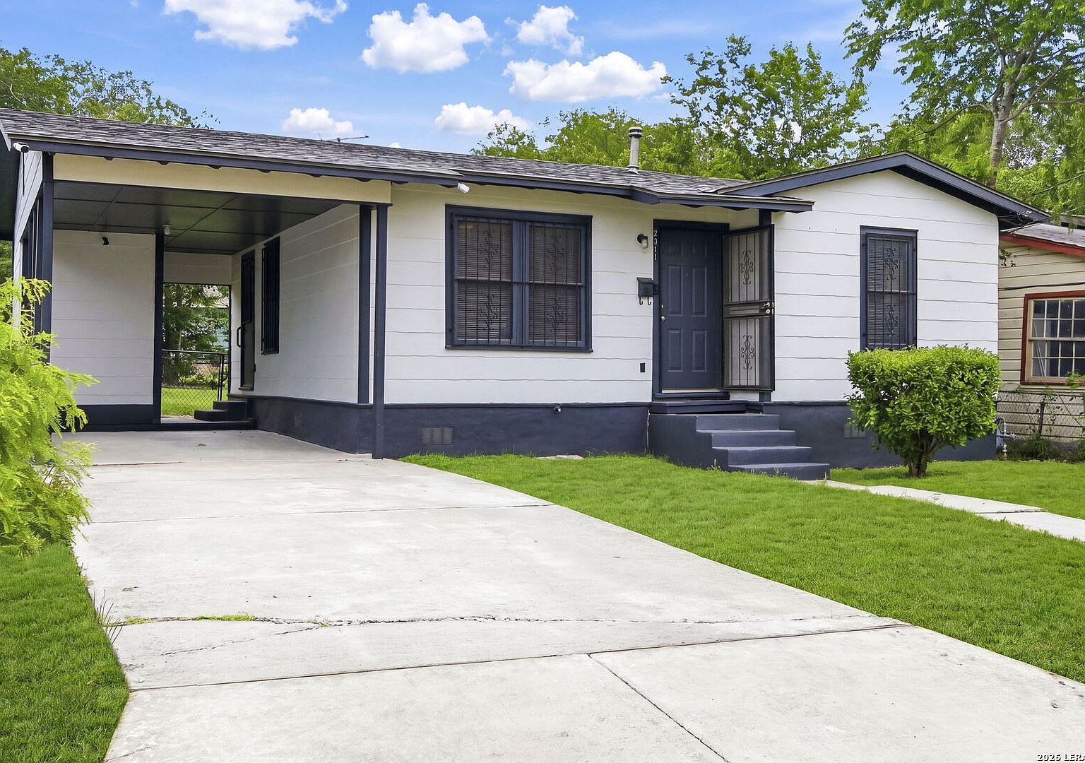 2311 Hiawatha San Antonio, TX 78210 - Thumbnail 3