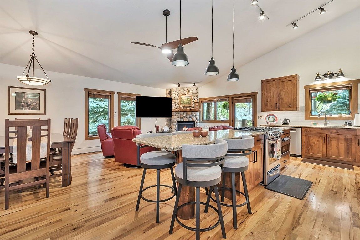 1735 Saddle Creek Ct Steamboat Springs, CO 80487 - Thumbnail 3