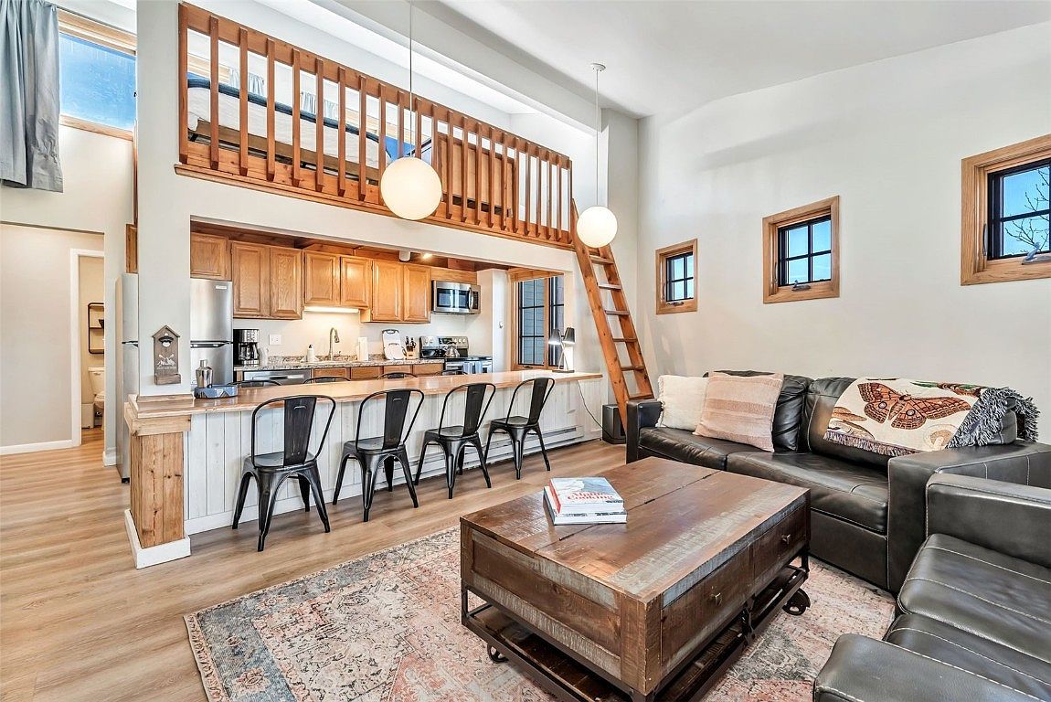 2955 Columbine Dr #210 Steamboat Springs, CO 80487 - Thumbnail 3