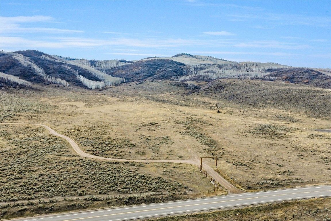 29250 Lakeside Ln Oak Creek, CO 80467 - Thumbnail 3