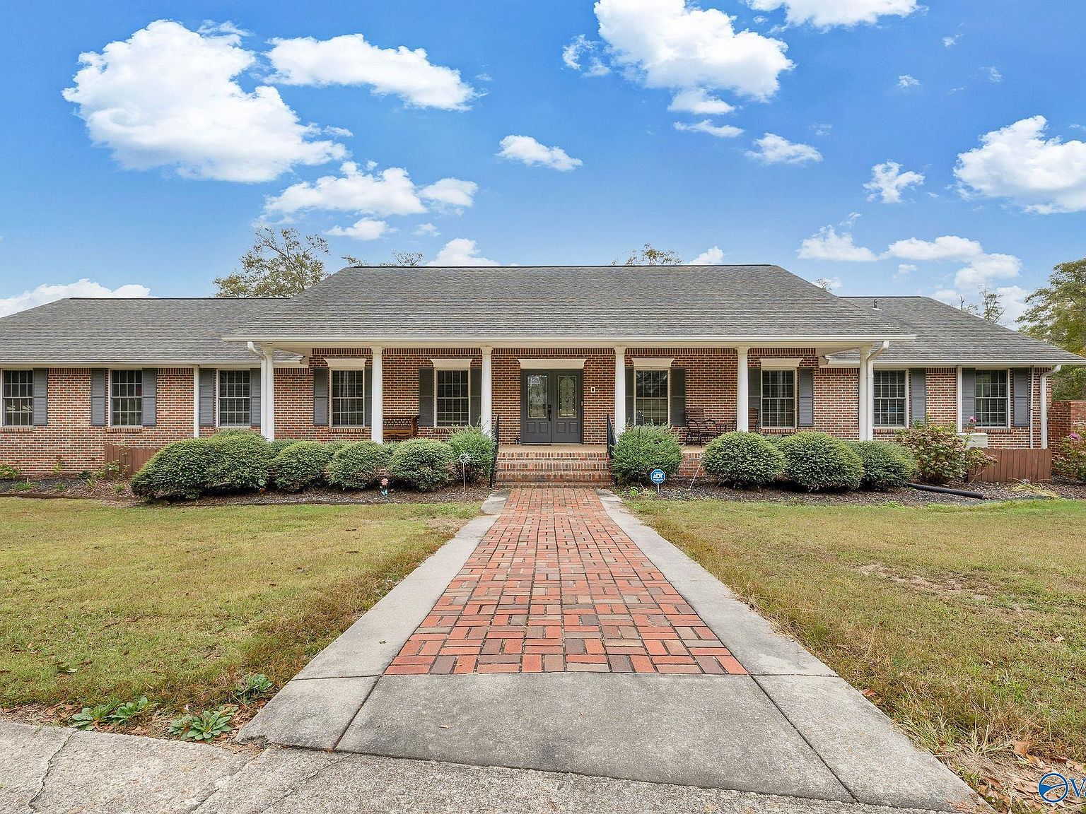 489 Solitude Ave Albertville, AL 35950 - Thumbnail 3