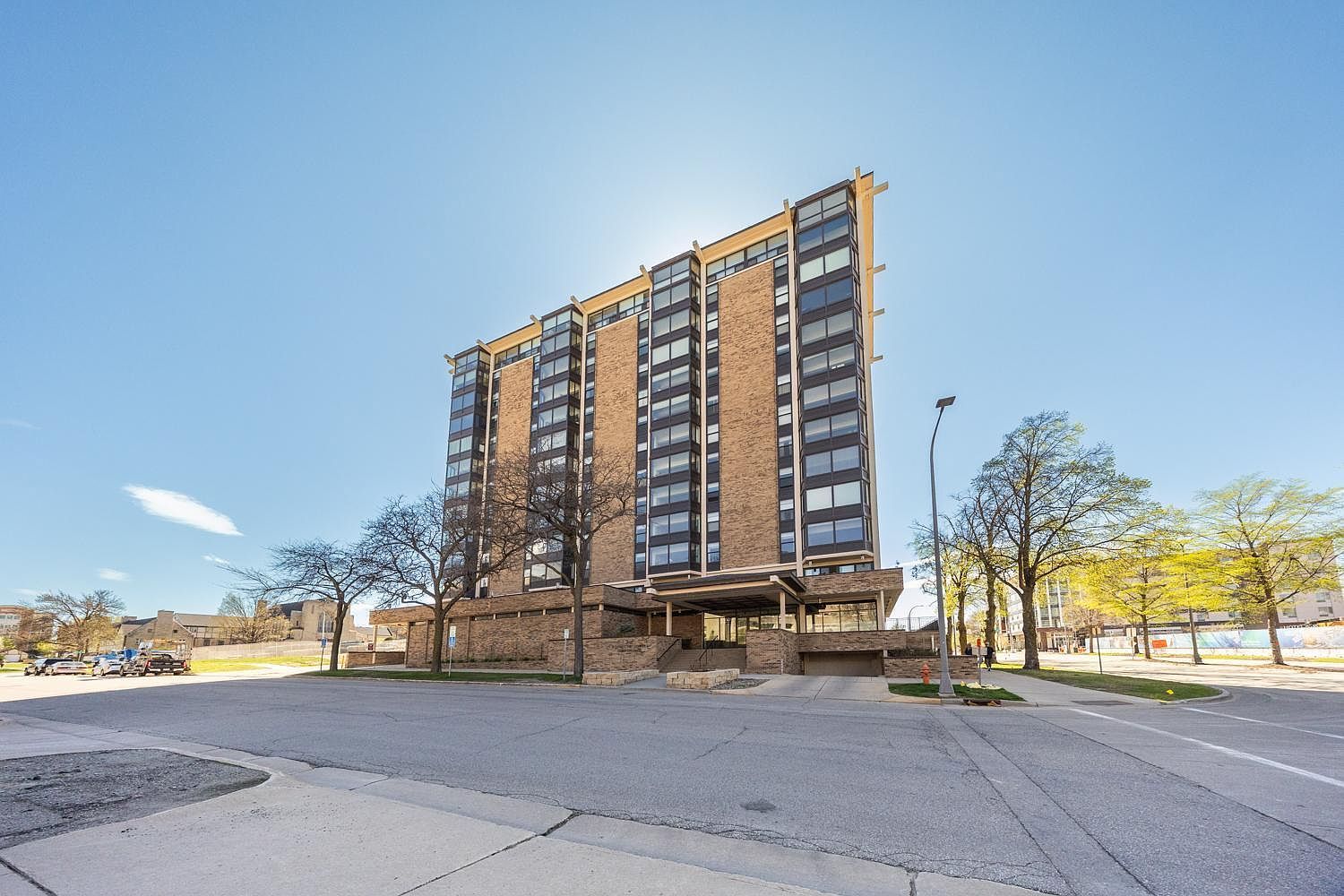 207 5th Ave SW APT 802 Rochester, MN 55902 - Thumbnail 3