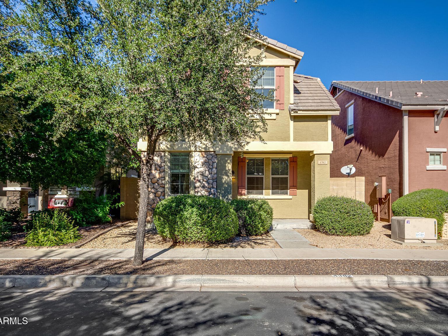 4382 E Selena Dr Phoenix, AZ 85050 - Thumbnail 3