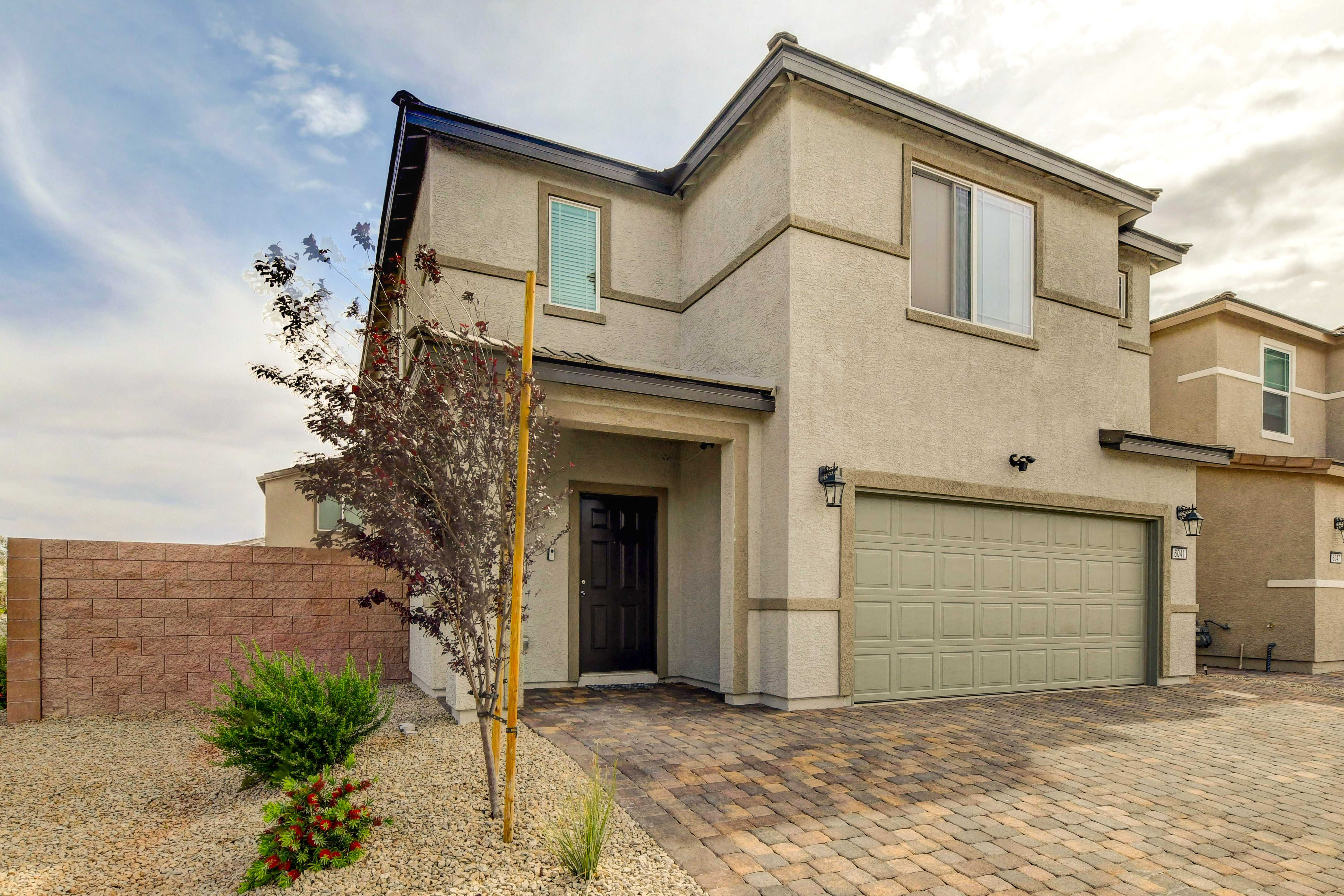 6041 Castle Gardens Avenue, Las Vegas, NV, USA, 89130 - Thumbnail 3