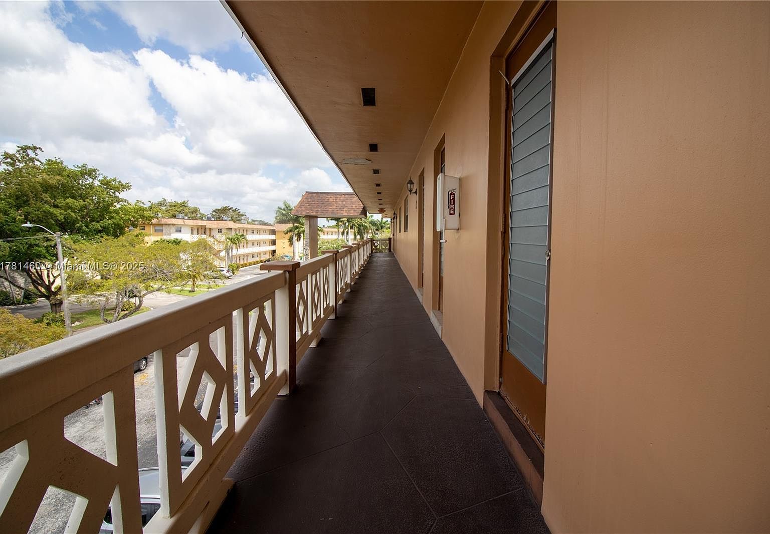 5031 W Oakland Park Blvd #309 Lauderdale Lakes, FL 33313 - Thumbnail 3