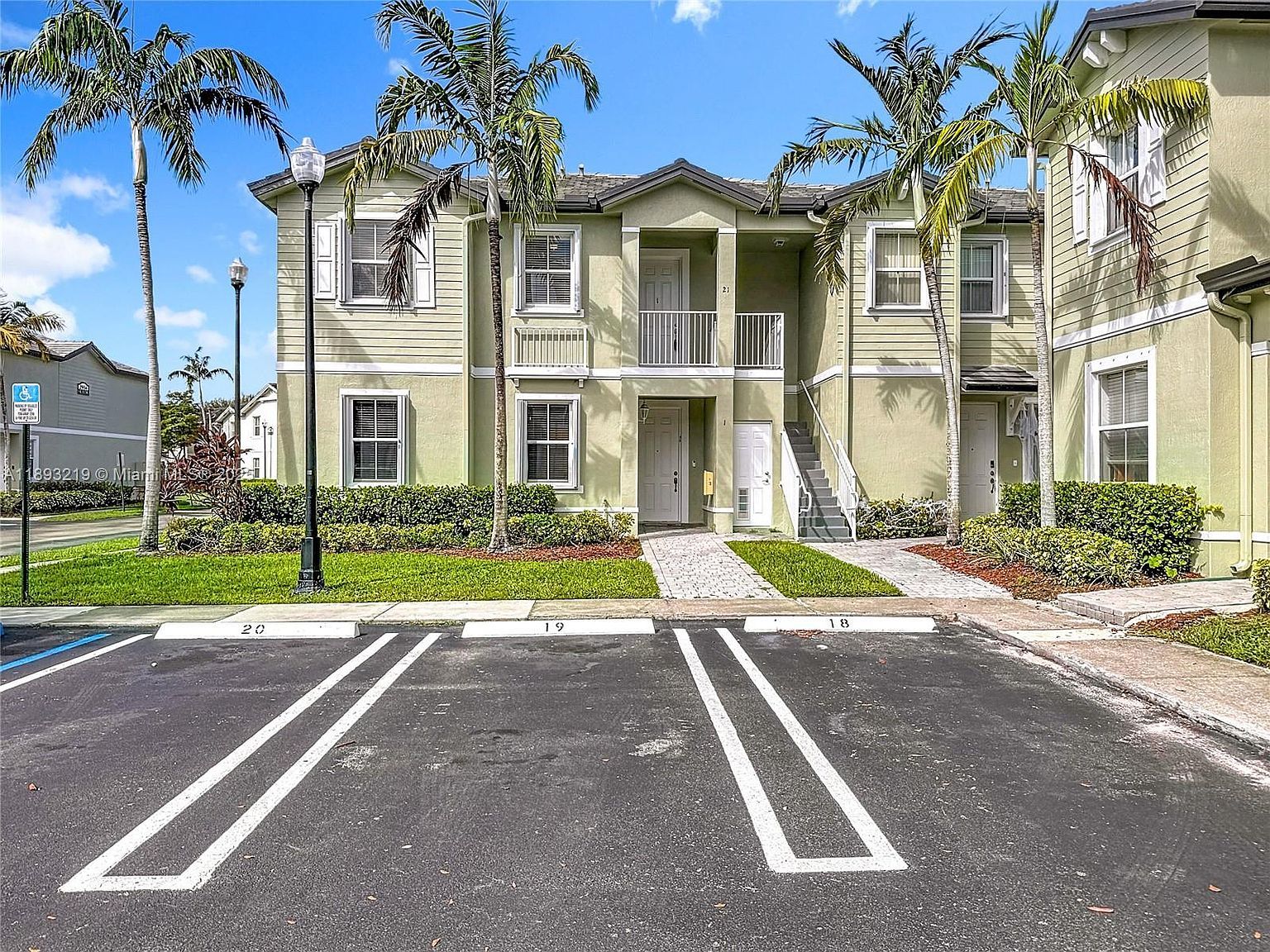 2935 SE 1st Dr UNIT 21 Homestead, FL 33033 - Thumbnail 3