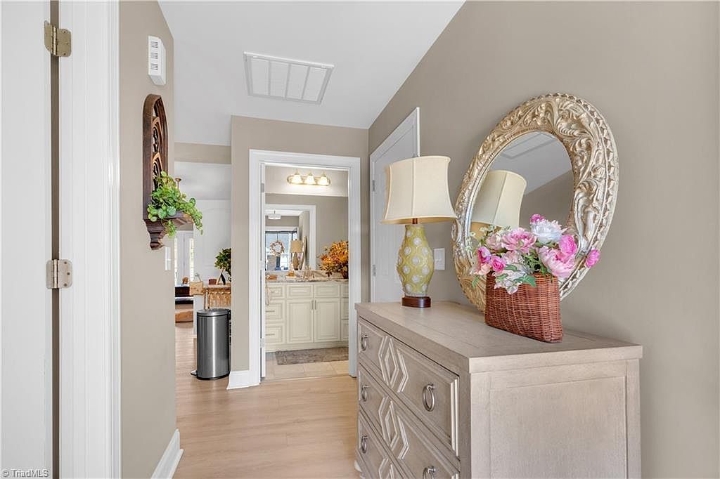 105 Oak Ridge Dr Archdale, NC 27263 - Thumbnail 3