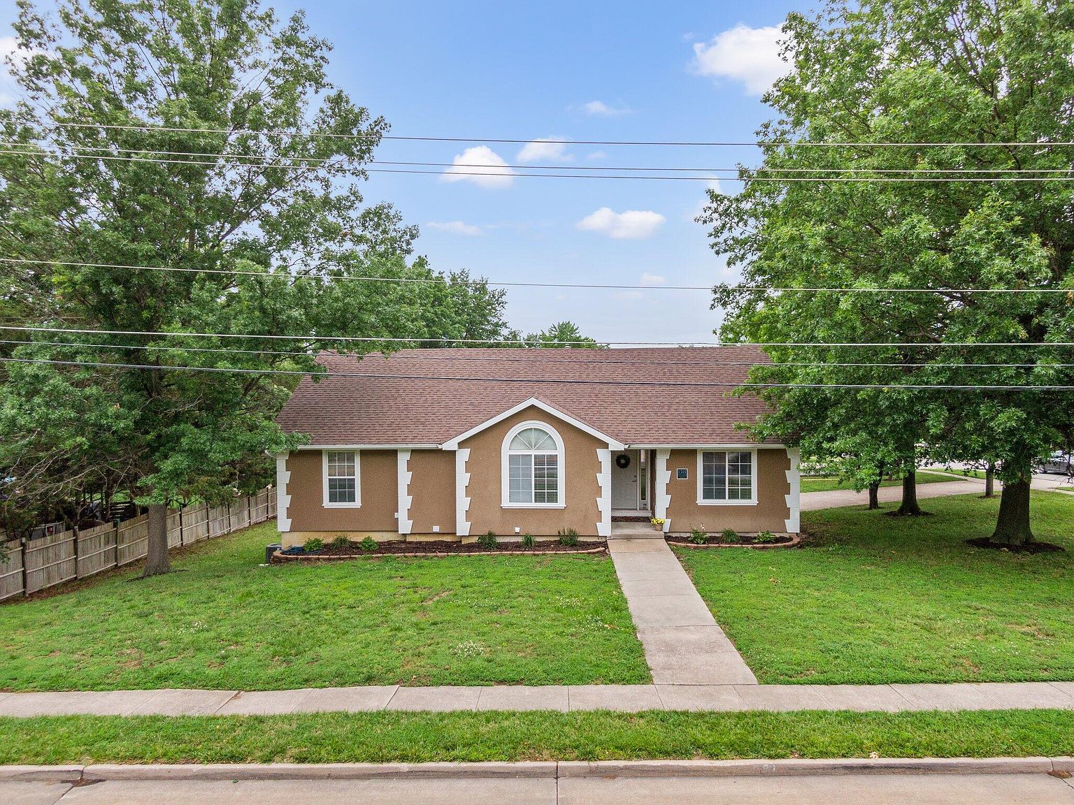 1101 W Southampton Dr Columbia, MO 65203 - Thumbnail 3
