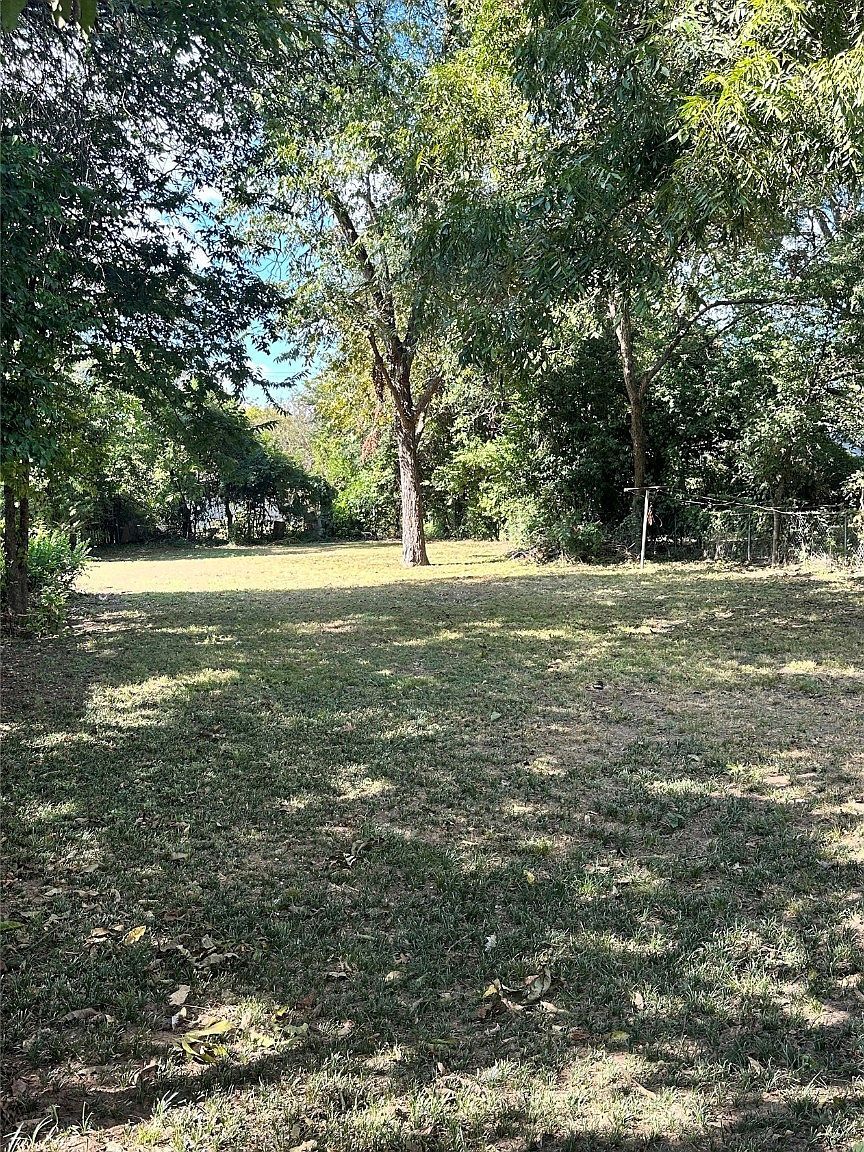 3115 Bertrand Ave Dallas, TX 75215 - Thumbnail 3