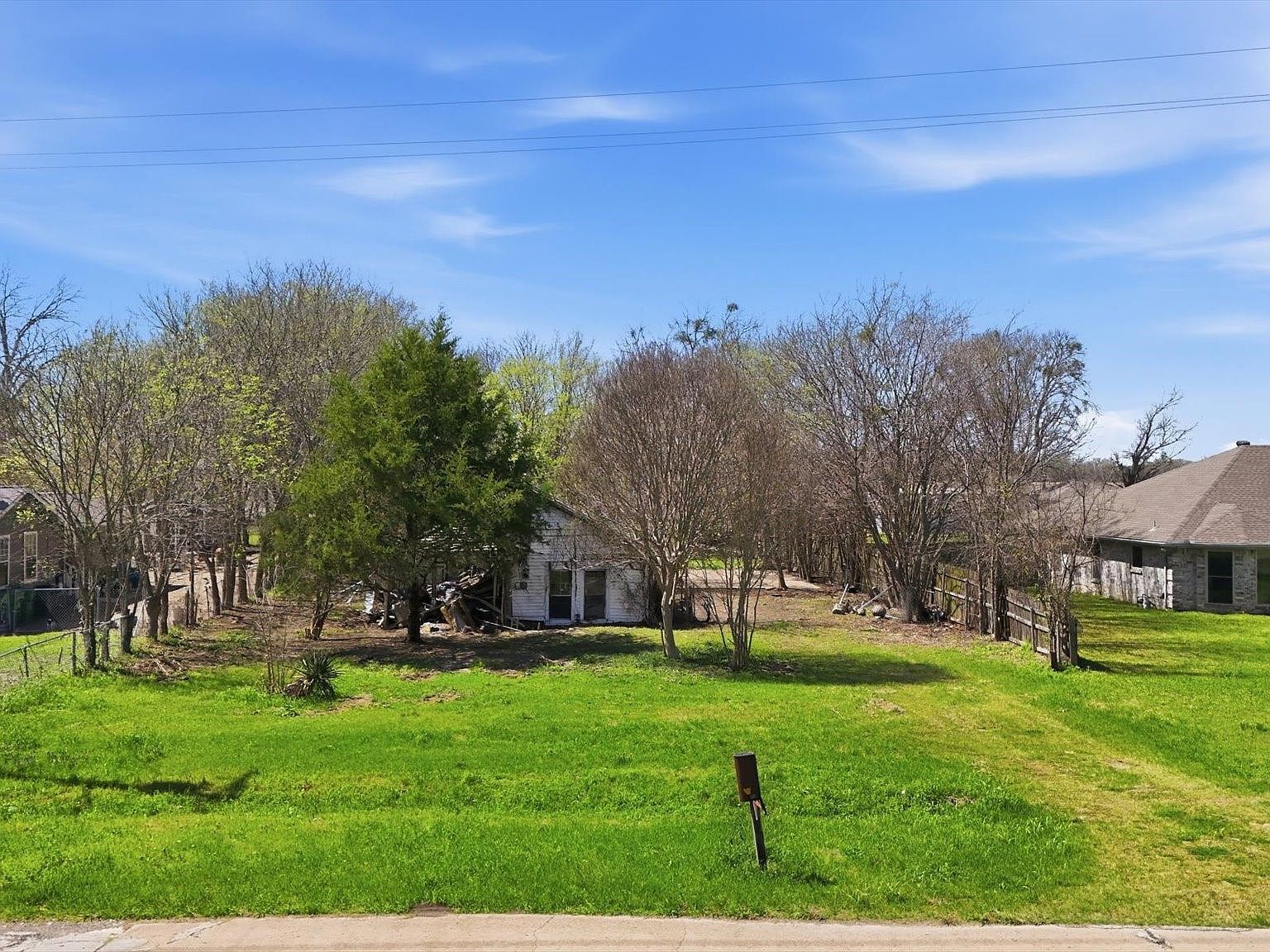 125 Summers St Wilmer, TX 75172 - Thumbnail 3