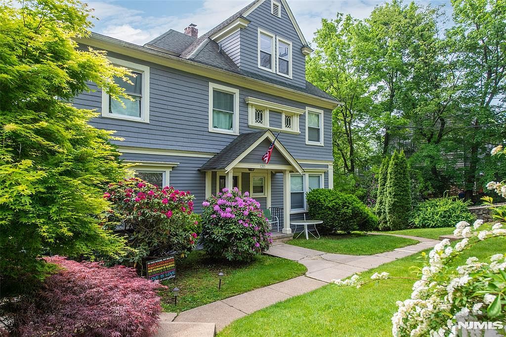 1283 Valley Rd APT 7 Montclair, NJ 07043 - Thumbnail 3