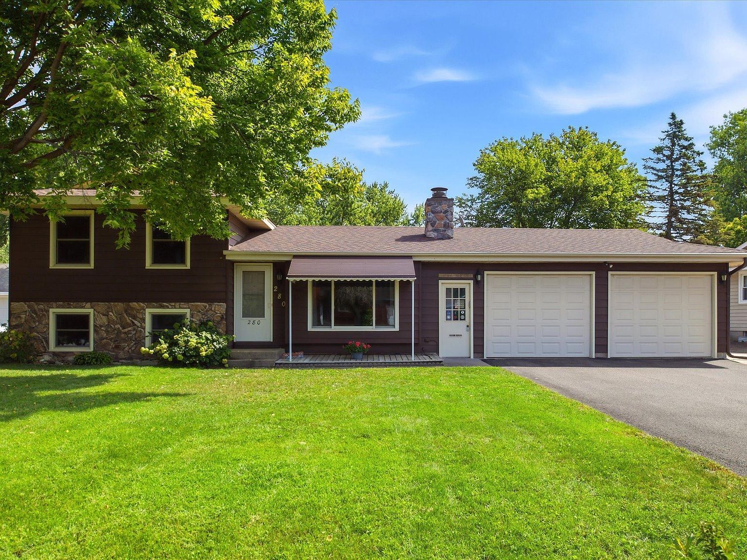 280 117th Ln NE Blaine, MN 55434 - Thumbnail 3
