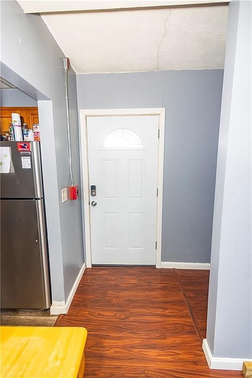 336 Killingly St APT D Providence, RI 02909 - Thumbnail 3