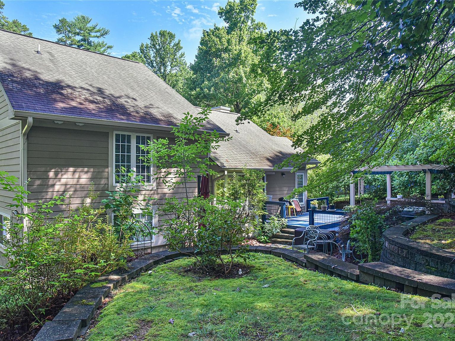 911 Fanning Bridge Rd Fletcher, NC 28732 - Thumbnail 3